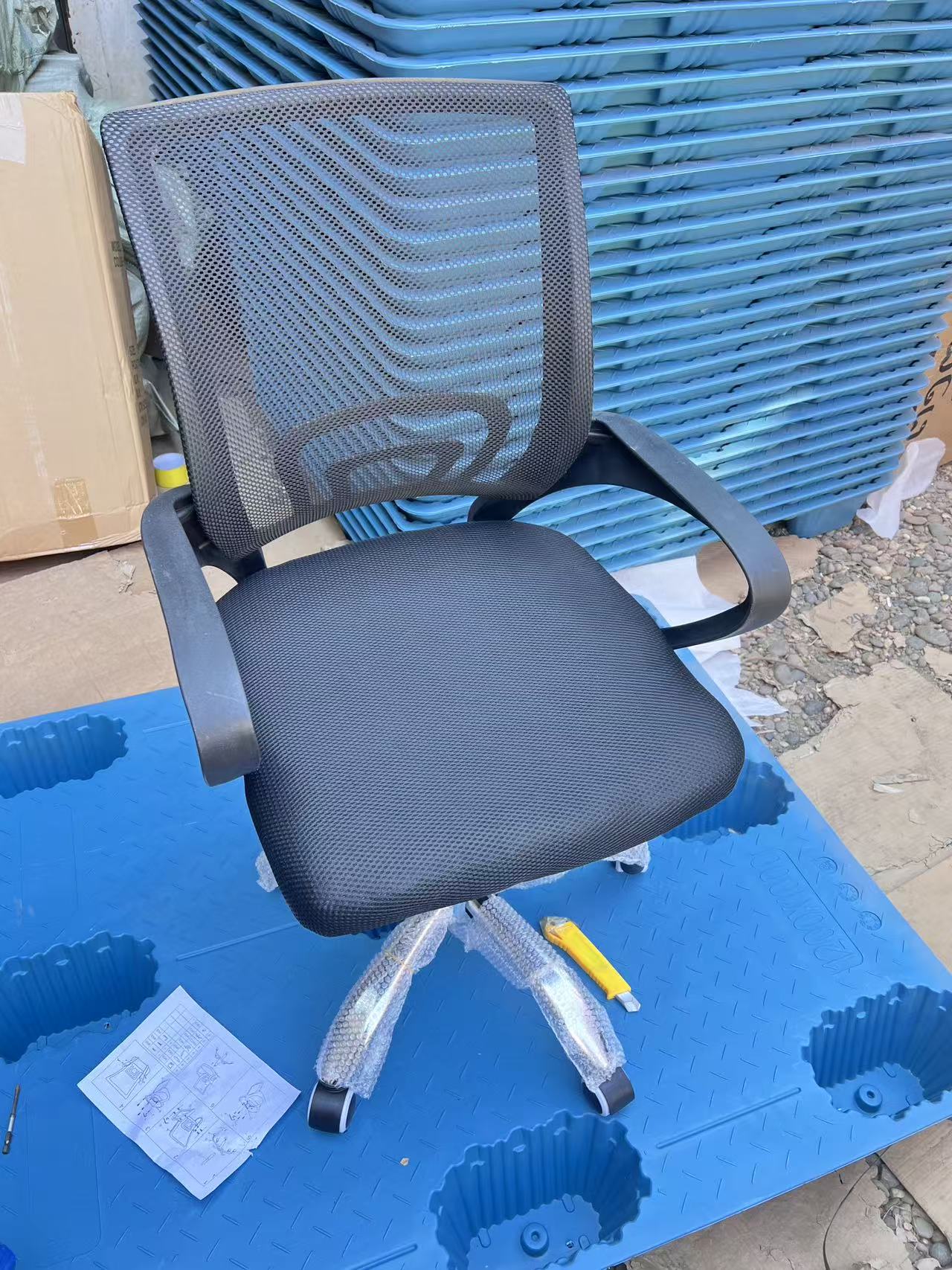 ຕັ່ງຫ້ອງການ-A001